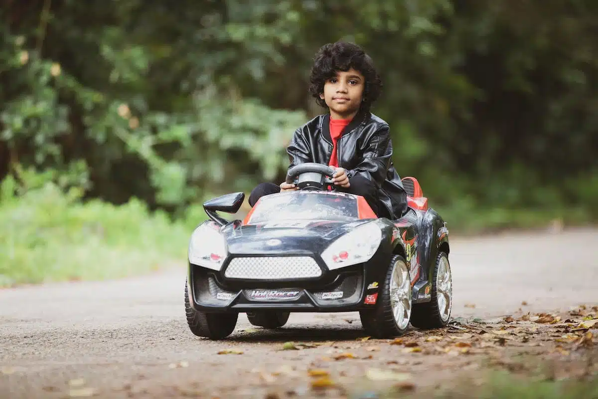 enfant voiture
